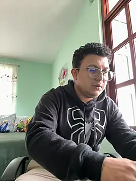 Snapshot of JaviSala chatting on July 3, 2026, 6:58 pm JaviSala online show from July 3, 2026, 6:58 pm