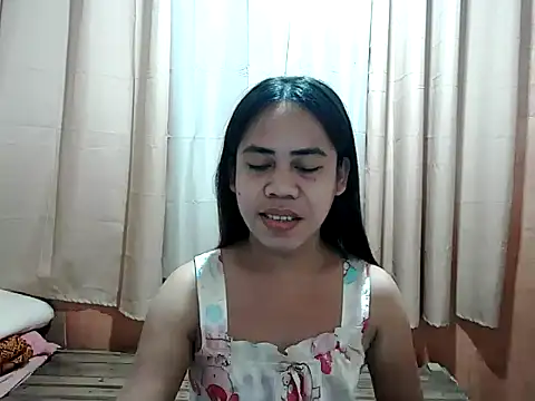 Snapshot of exoticpinay_dolly chatting on October 6, 2025, 10:51 pm exoticpinay dolly online show from October 6, 2025, 10:51 pm