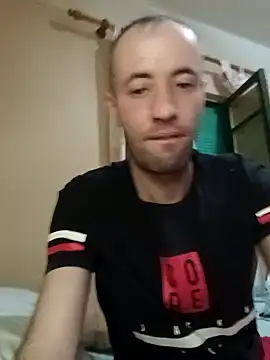 Snapshot of alexpo27 chatting on October 22, 2025, 3:40 am alexpo27 online show from October 22, 2025, 3:40 am