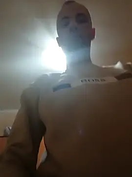 Snapshot of alexpo27 chatting on February 2, 2026, 4:11 am alexpo27 online show from February 2, 2026, 4:11 am