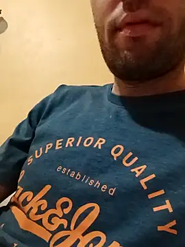 Snapshot of alexpo27 chatting on February 5, 2026, 12:26 am alexpo27 online show from February 5, 2026, 12:26 am