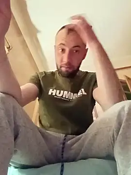 Snapshot of alexpo27 chatting on February 15, 2026, 4:53 am alexpo27 online show from February 15, 2026, 4:53 am