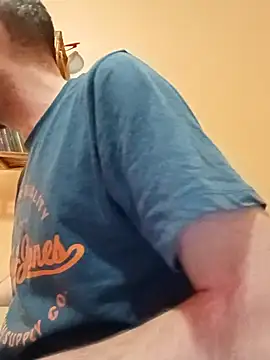 Snapshot of alexpo27 chatting on February 28, 2026, 2:12 am alexpo27 online show from February 28, 2026, 2:12 am