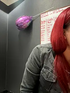 JuliethaDemon  online show from November 17, 2025, 1:17 pm