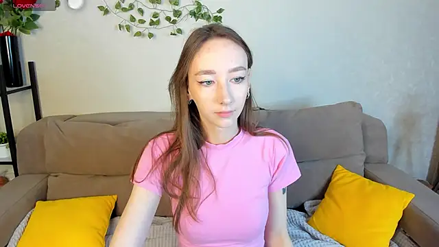 Miche1le Allenne online show from November 7, 2025, 1:05 am