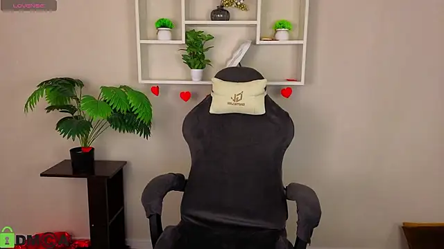 Miche1le Allenne online show from February 15, 2026, 1:02 am