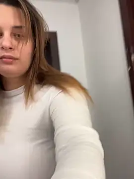Kelly Bliss online show from September 26, 2025, 8:40 am