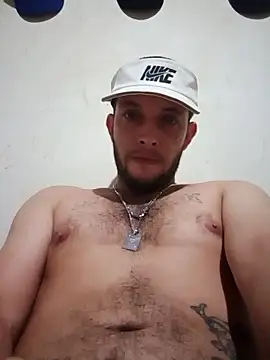 sebastiansebolla online show from April 8, 2026, 3:39 am