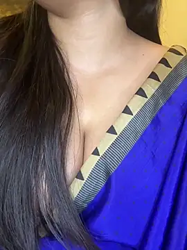 annanya01 online show from April 19, 2026, 4:28 pm