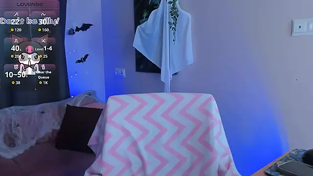 Sophie SkyAngel online show from October 24, 2025, 9:00 pm