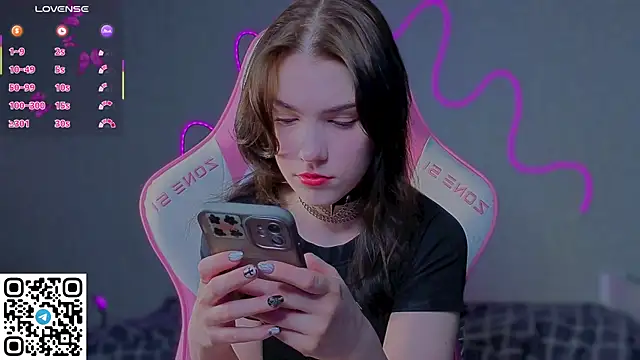 Sophie SkyAngel online show from April 20, 2026, 2:58 am