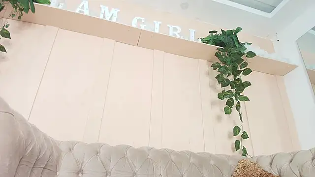 lorena rubio online show from September 24, 2025, 12:08 pm