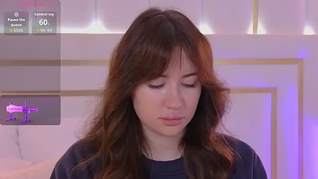 MeganStrain online show from October 6, 2025, 3:15 am