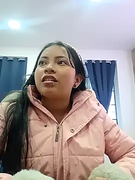 Snapshot of LilyCutee_ chatting on October 12, 2025, 5:01 pm LilyCutee online show from October 12, 2025, 5:01 pm
