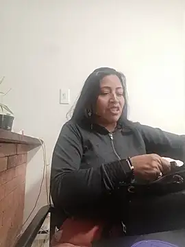 PAULA20- online show from October 11, 2025, 1:09 pm