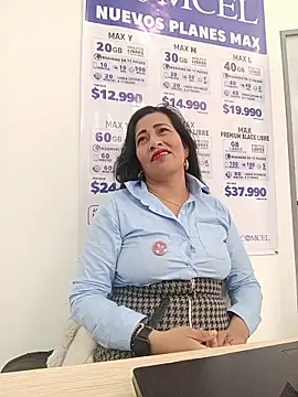 PAULA20- online show from November 10, 2025, 1:54 pm