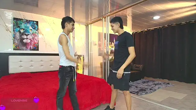 Bisexlifehot   online show from March 29, 2026, 11:16 pm