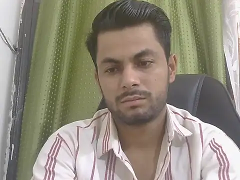 Snapshot of ursdreamperson chatting on July 11, 2026, 2:25 am ursdreamperson online show from July 11, 2026, 2:25 am