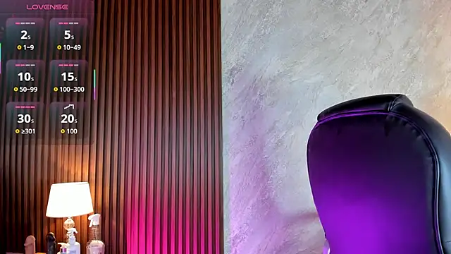  Cris Spicy  online show from September 22, 2025, 7:49 pm