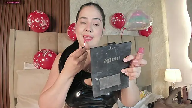  Cris Spicy  online show from April 1, 2026, 7:00 pm