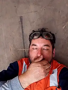 Lujor online show from January 6, 2026, 6:00 pm