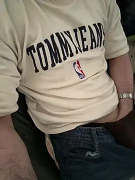 FitNhot sam online show from March 31, 2026, 8:15 am