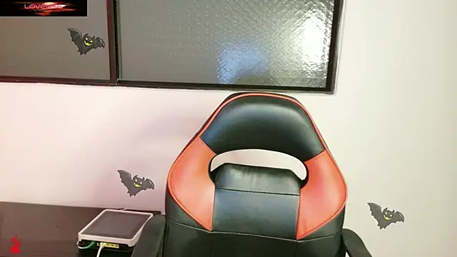 Hell Girll  online show from November 23, 2025, 4:01 am