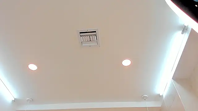 DahianaLopez  online show from December 4, 2025, 12:14 pm