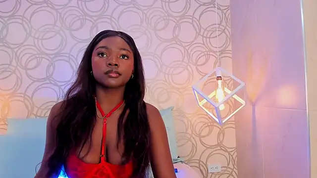 DahianaLopez  online show from February 17, 2026, 12:01 pm