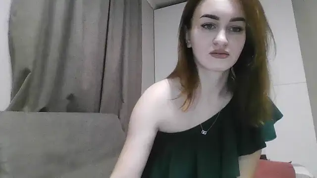 Requellia online show from November 7, 2025, 2:39 pm