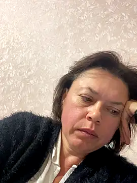 Kiravix online show from September 30, 2025, 11:54 pm