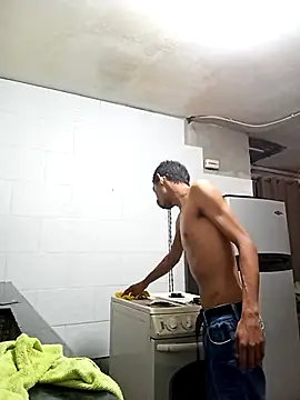 Bruno Hallss online show from December 2, 2025, 8:26 pm