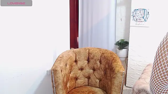 candyhot tk online show from October 10, 2025, 7:46 pm