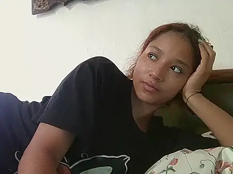 Natzury online show from November 22, 2025, 3:33 pm