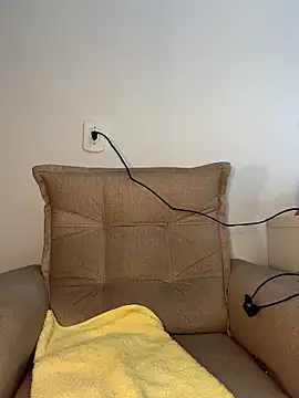 MarianaNinfa online show from November 28, 2025, 9:50 pm