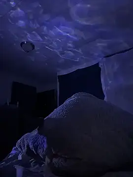 tyrek5051 online show from November 23, 2025, 2:44 am