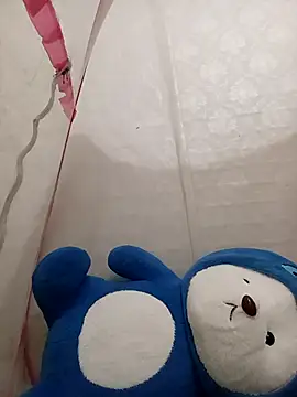 tdtd98 online show from April 3, 2026, 6:17 pm