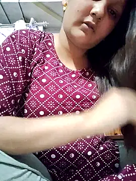 Snapshot of Anushka14321 chatting on November 26, 2025, 6:20 pm Anushka14321 online show from November 26, 2025, 6:20 pm