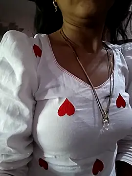 Paakhi-Singh online show from November 7, 2025, 5:51 am