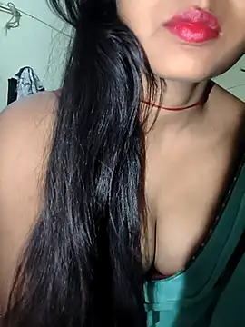 RAYI Queen 2 online show from November 9, 2025, 8:45 am