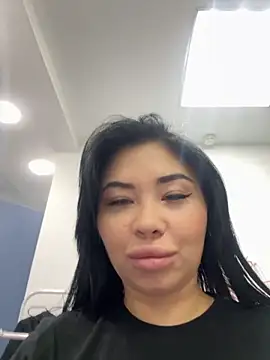 Mia stepMOM online show from October 10, 2025, 6:01 am