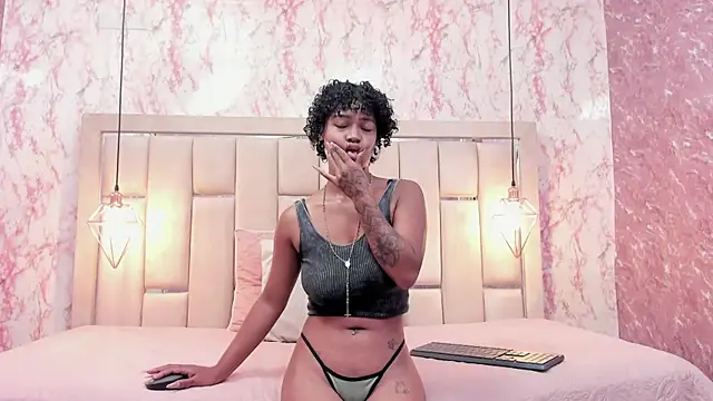 WILD FIREE  online show from November 14, 2025, 8:18 pm