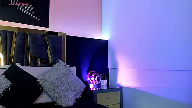 Snapshot of ScarletTorres chatting on September 17, 2025, 5:25 pm ScarletTorres online show from September 17, 2025, 5:25 pm