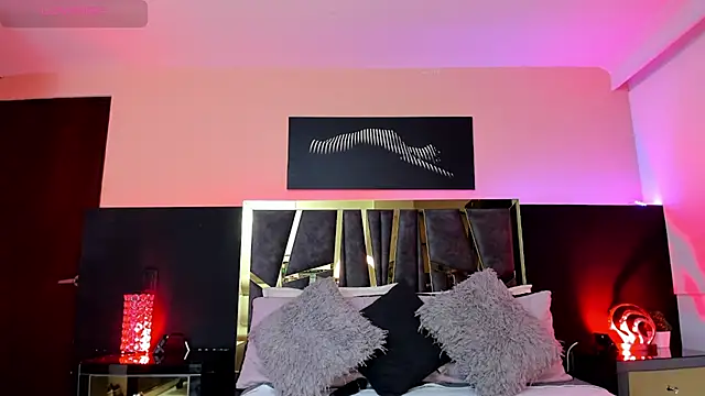 Snapshot of ScarletTorres chatting on September 24, 2025, 6:22 pm ScarletTorres online show from September 24, 2025, 6:22 pm