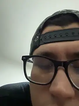 Kurtxxx22 online show from November 5, 2025, 3:50 am