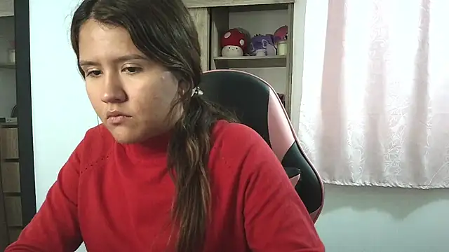 Oliviawatson1 online show from October 20, 2025, 8:20 pm