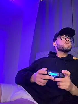 stalinhernandez online show from November 1, 2025, 7:38 pm