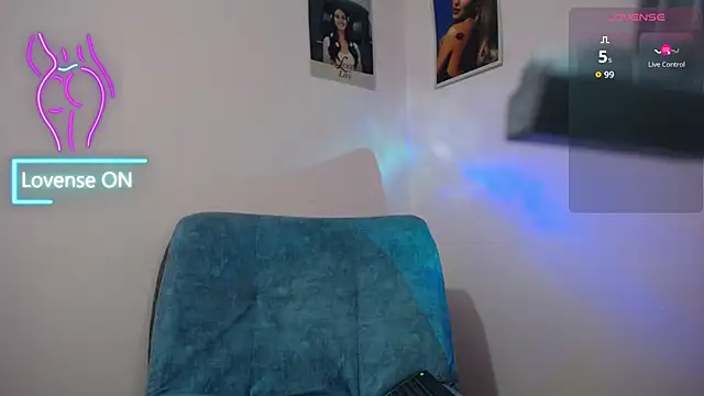 Snapshot of princess_sarita1 chatting on July 8, 2026, 11:53 pm princess sarita1 online show from July 8, 2026, 11:53 pm