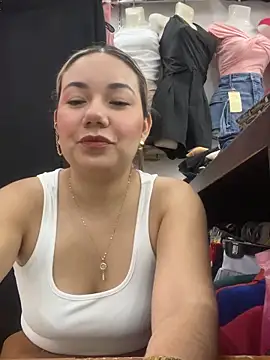 Fabii15 online show from September 22, 2025, 11:07 pm