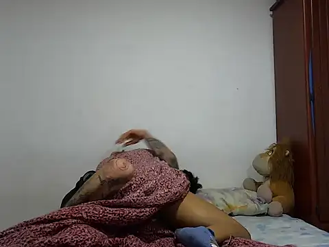 MeganAndMaxxh online show from October 25, 2025, 3:14 am